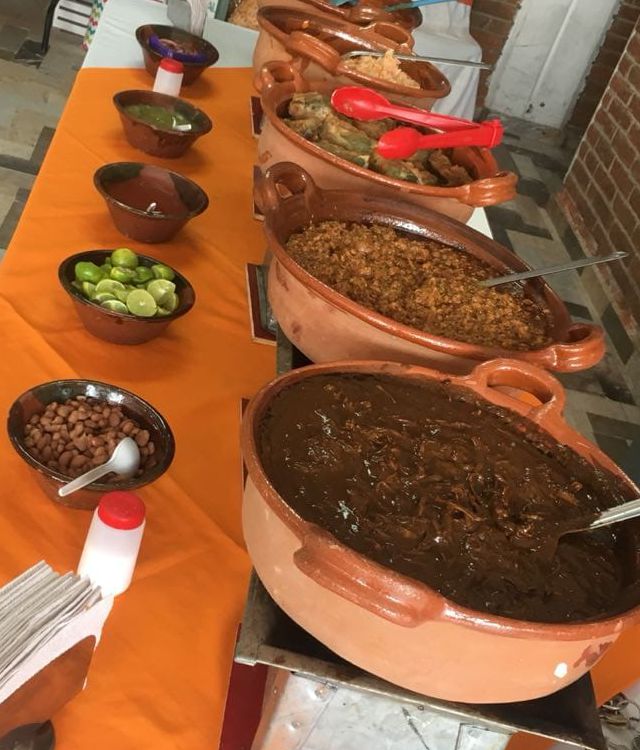 taquizas-cazuelas-barro-cdmx